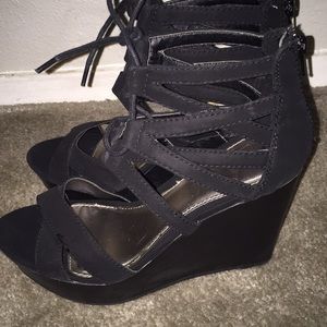 Report Shoes - Black Lace-Up Wedges Report Shoes - Black Lace-Up Wedges